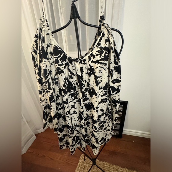 Parker 💯 silk tunic/mini dress🔥 - Picture 2 of 8